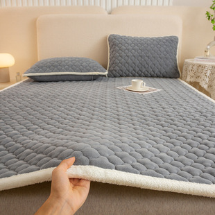 Milk Velvet Mattress Dormitory Autumn and Winter Blanket Coral Velvet Flannel Thickened Bed Sheet Mattress Three-piece Set fleece-lined Bed Cover