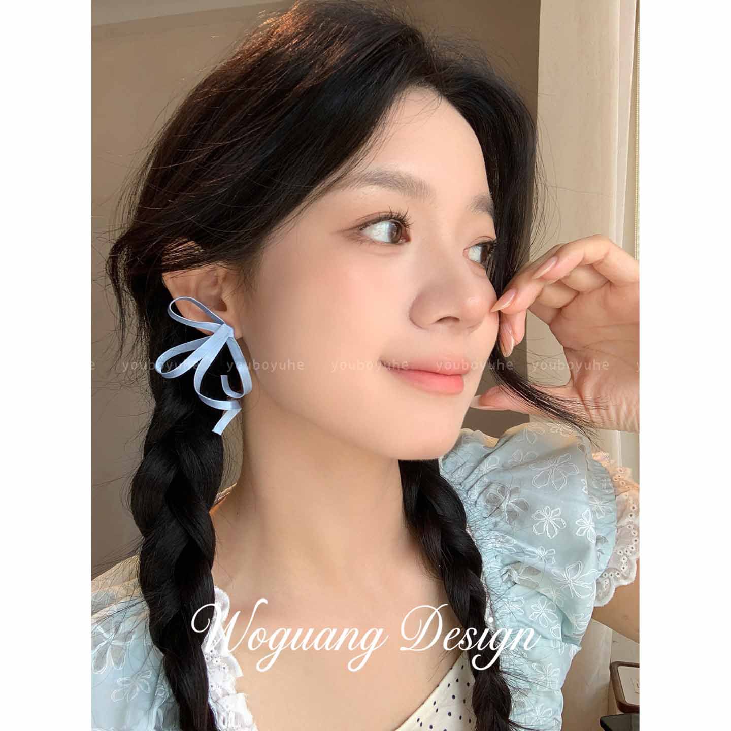 "Romantic Prelude" Anti-Gravity Bow Earrings for Women 2026 New Model Exquisite Exaggerated Stud Earrings New Chinese Style Ear Accessories