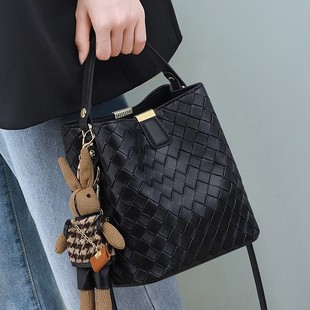 Foreign Trade Bag Women's 2025 New Style Woven Large Capacity Shoulder Bag All-match Handbag Elegant Lazy Style Crossbody Bag
