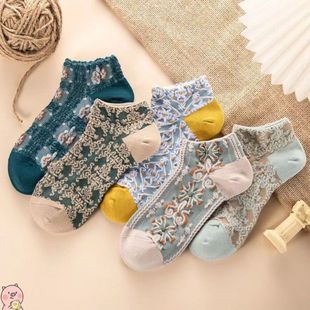 Women's socks spring and summer popular palace style embossed women's socks floral Japanese retro boat Socks ins Net Red fashion short socks
