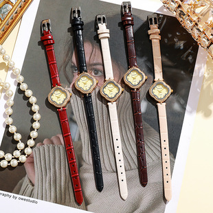 Lucky Four-leaf Clover Watch Ladies Valentine's Day Gift 2024 New Simple Temperament Belt Quartz Watch Wholesale
