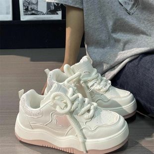 Туфли для девочек Xiaoxiangfeng Stars Shoes 2023 Осенняя детская обувь с дофаминовой детской туфли на толстой подошве Маленькие белые туфли Корейская версия туфли