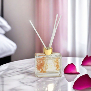 Household Bedroom Aromatherapy Bottle Bathroom Deodorant Fresh Fragrance Aromatherapy Bottle Seat Type Lasting Light Fragrance No Fire Aromatherapy