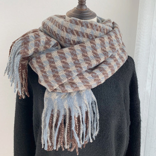 New Korean Style Atmosphere Plaid Scarf Women's Warm Dry Rose Powder White Soft Tassel Shawl Neck Fashion