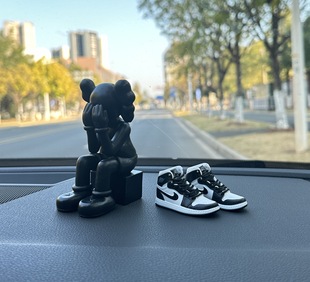 Boutique mini three-dimensional small model shoes wall car decorations creative pendant basketball shoes hand ornaments gift