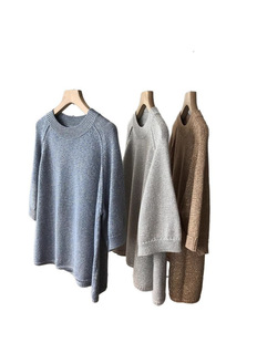 In addition to the upper body and Jane R fan, is thin! Lazy Gold Silk Round Neck Loose Knitted T-Shirt G030920