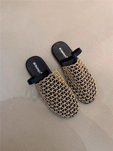 Niche Woven Hollow Mesh Comfortable Sandals Women's 2025 New European and American Fashion Flat Breathable Heap Sandals
