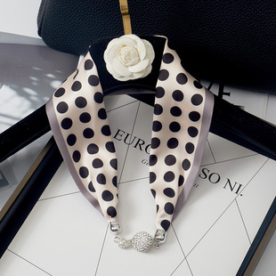 Magnetic buckle silk scarf hair band Black and White Internet celebrity new magnetic buckle bracelet small strip women's spring and summer necklace neck band