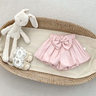 Корейская версия Baby Summer New Baby Baby Top Flower Butterfly Butterfly Baby Брюки из двух частей