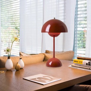 Simple macaron touch Bud Light Danish atmosphere light living room bedroom LED atmosphere decorative table lamp