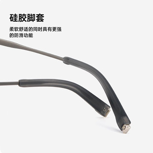 Designer Ultra Light Pure Titanium Business Full Frame Myopia Glasses Frame Shenzhen IP Electroplated Hypoallergenic Foot Cover 9861TK