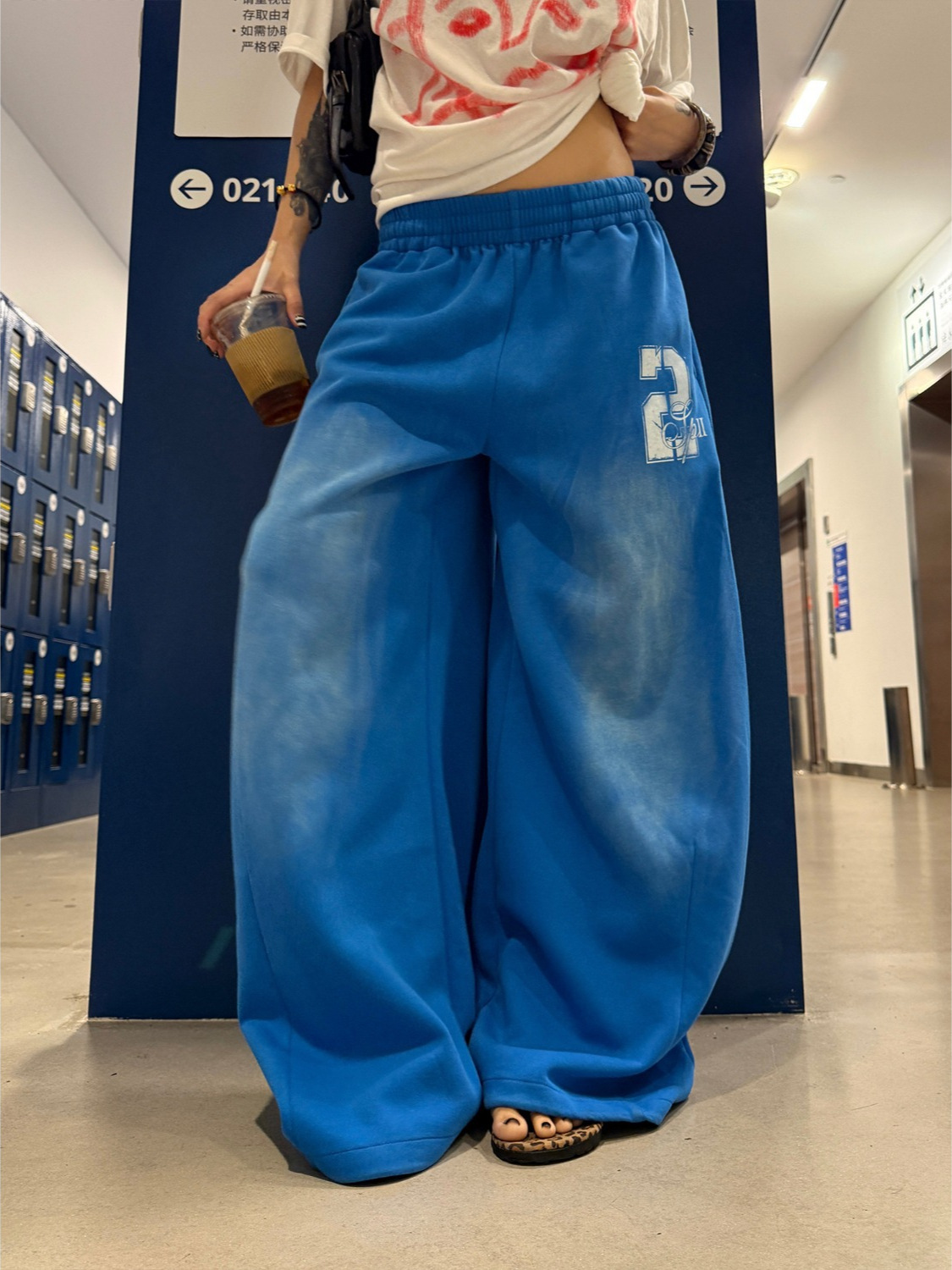 American Retro Blue Drawstring Design Printed Sports Sweatpants for Men and Women 2026 Spring and Autumn Wide-Leg Straight Long Pants