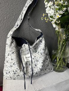 [Two-sided back floral bag with original] Korean style ins style shoulder slung bag female student large capacity tote