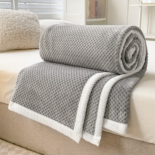 Cross-border milk velvet blanket thickened pineapple edge' flannel nap blanket gift blanket wholesale