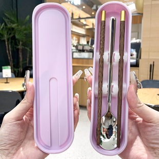 Wife of shop-owner keeps tableware portable chopsticks spoon suit three-piece set for students and office workers