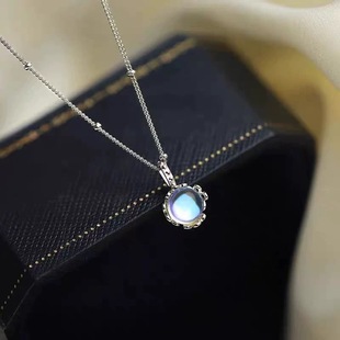 Qiao Silver S925 Silver Fantasy Moonstone Necklace Women's Ins Fantasy Sweet Exquisite Hollow Petal Round Clavicle Chain