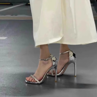 Hong Kong Rhinestone High Heels Women's 2024 silver Summer Thin Heel Niche Elegant Design Sexy Sandals