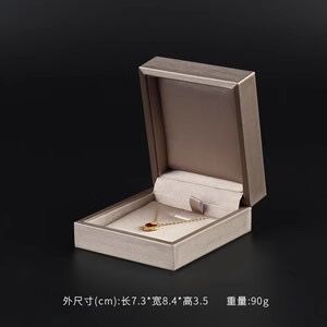 A generation of packaging box ring box earring box necklace box lettering service Shun Feng