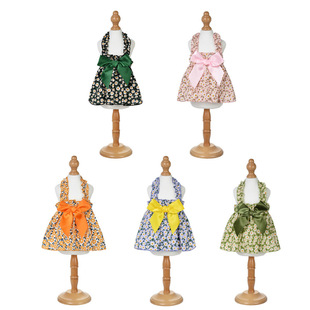 2023 New Spring and Summer Small Wrinkle Chrysanthemum Shoulder Strap Dress Cotton Princess Dress Pet Clothes Elasto Dog Clothes Ladies Dress
