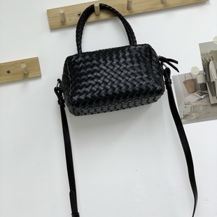 2025 New Fashion Fashion Handmade Woven Bag Knot Handbag Long Shoulder Strap Crossbody Bag Women's Shoulder Bag