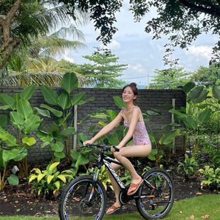2024 New Korean Style Small Fresh Style Swimsuit Women's Sexy Retro Floral Swimsuit Simple Slim-Fit Swimsuit