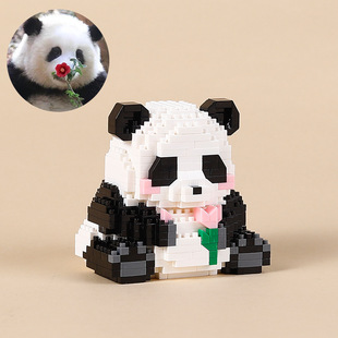 Совместимость с национальным достоянием LEGO Маленькая панда мультяшная кукла