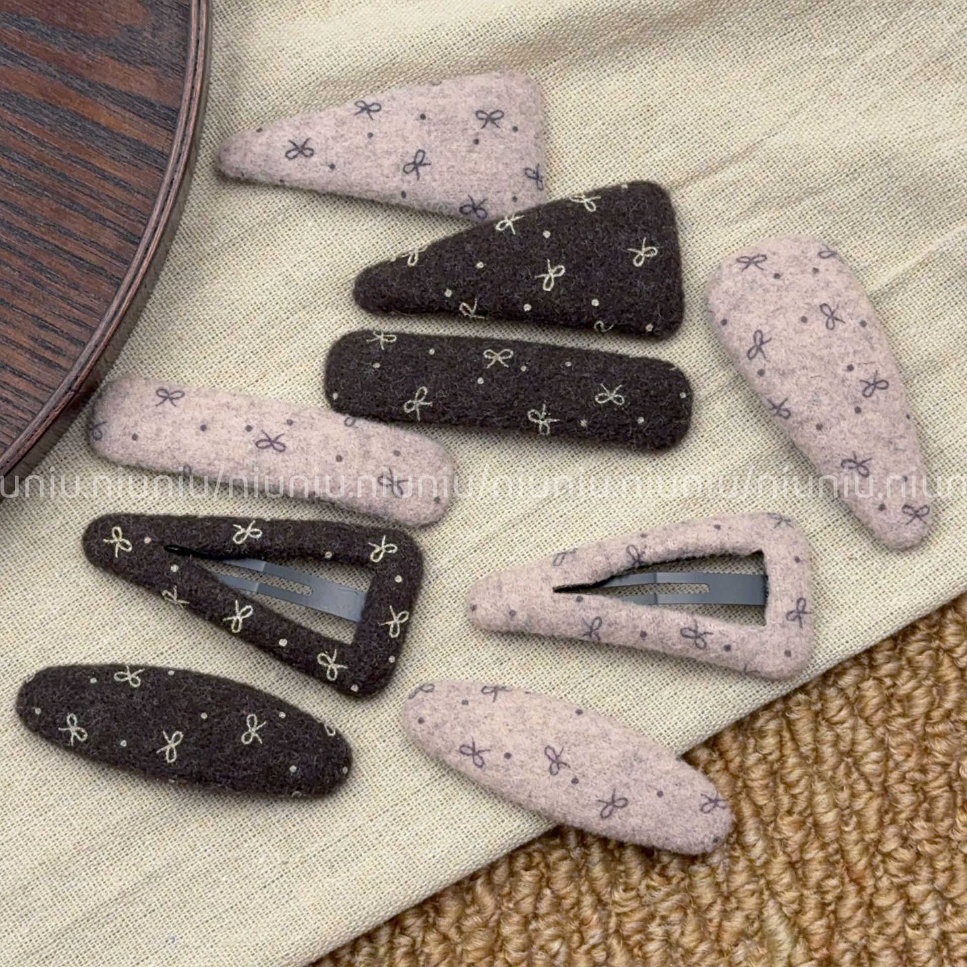 Autumn and Winter Woolen Fabric Bow Hair Clip, High-End and Exquisite Hairpin for Stray Hair, Bb Clip for Bangs, Side Clip, Hair Accessory