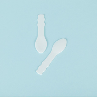 Factory spot direct supply white plastic stick mask spoon cosmetic packaging sub-packaging tool cream sub-packaging spoon