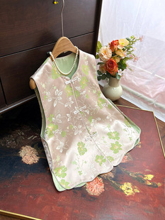 New Chinese Style Vest Women's National Style Fresh Round Neck Buckle Design Buckle Shoulder 2025 Spring New Split Jacquard Vest