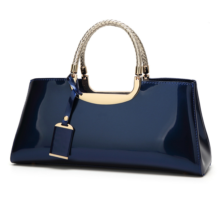 Foreign trade cross-border bags, European and American fashion glossy patent leather handbags, shoulder bags, wedding bags, bridal bags, banquet bags