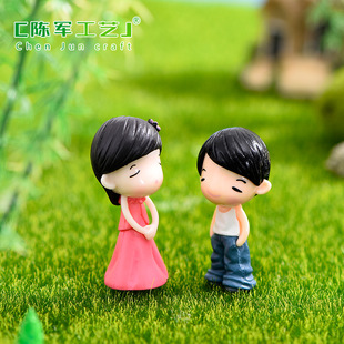 Moss micro landscape ornaments lovers ornaments handsome men and beautiful women DIY material landscaping decoration