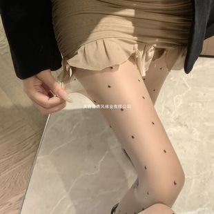 Spring and summer new skin color polka dot core-spun silk jacquard stockings pure wind thin sexy slim base socks for women