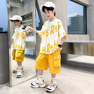 Мальчик Летний костюм 2025 новый модный ребенок CUHK Cool красивый мальчик летний красный красный набор из двух частей