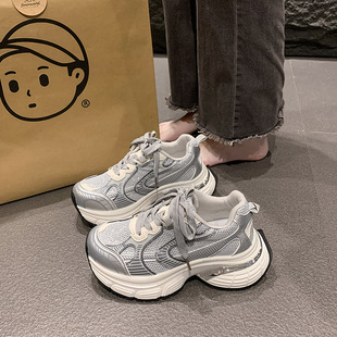 Feet Small Leather Torre Shoes Women's Autumn 2024 New White Thick Sole sneaker Breathable Heightening Shoes