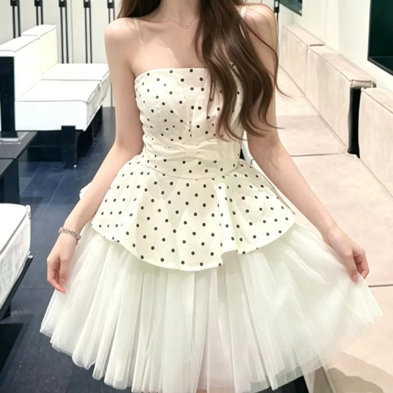 French-Style Gentle and Beautiful Polka Dot Patchwork Mesh Puffy Strap Dress for Petite Women, Summer 2026