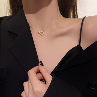 Japanese and Korean Minimalist Titanium Steel Love Double Buckle Necklace Fashion Niche Heart to Heart Double Ring Design Necklace Versatile Clavicle Chain