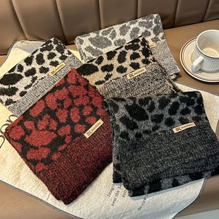 2024 New Leopard Print Woolen Small Scarf Women's Autumn and Winter Warm and Easiest for Match Student Couple Maillard Style Knitted Scarf