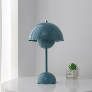 Cross-border Danish design desk lamp bedroom bedside charging small restaurant bar atmosphere lamp ornaments night light mushroom lamp