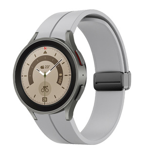 Применимо для Samsung watch7/6/4/5/FE Магнитная пряжка силиконовый ремешок 5pro Спортивный складной ремешок для часов