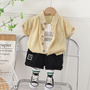 Boys' summer short-sleeved suit 2023 new style baby boy clothes letter straight cardigan fake three-piece suit