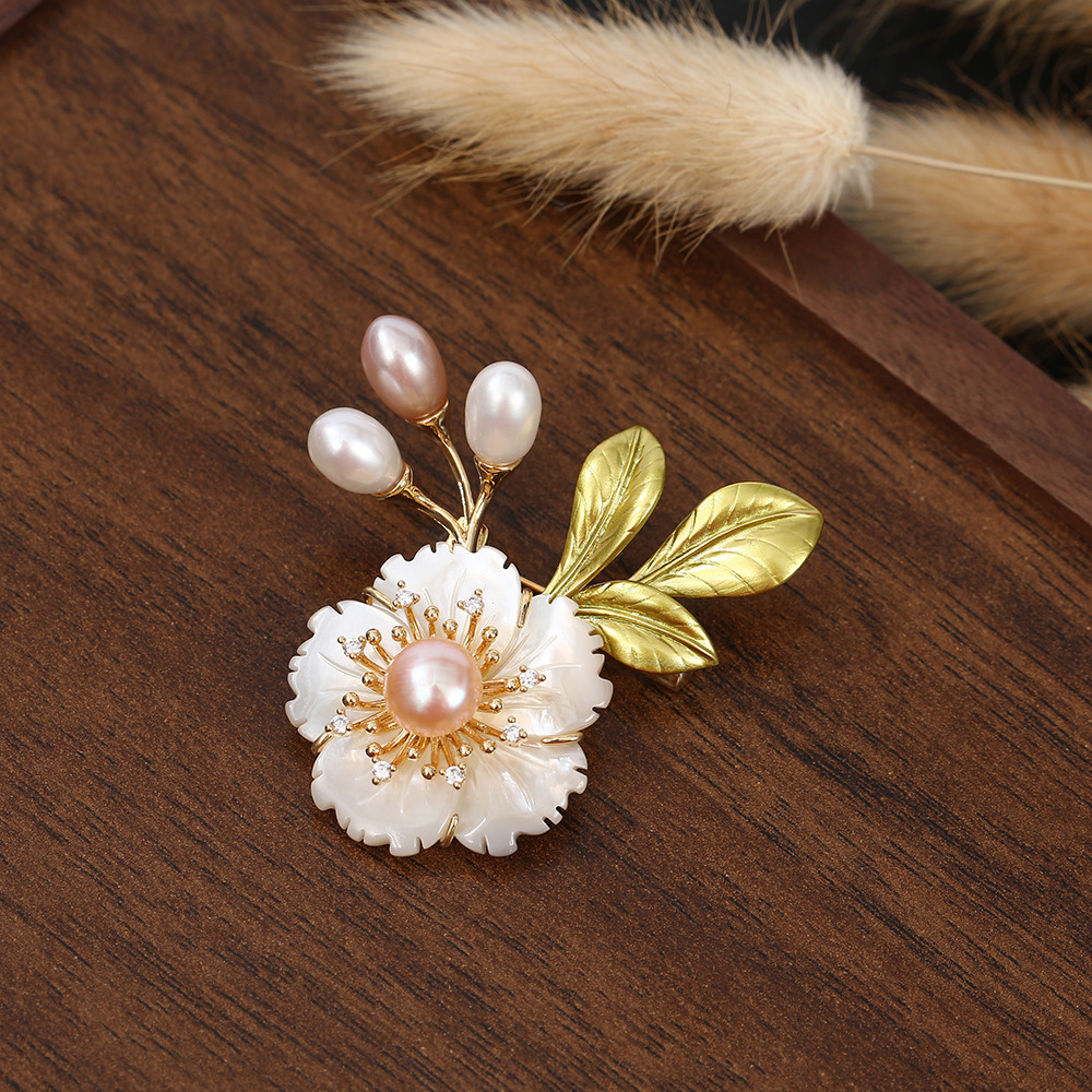 Chinese Style Enamel Flower Brooch, High-End Light Luxury Pearl Corsage, Women's Anti-Exposure Pin Accessories, Factory Direct Sale