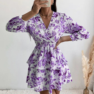 New 2022 Amazon cross-border elegant slim print dress fashionable V-neck pleated long sleeve sexy dress women