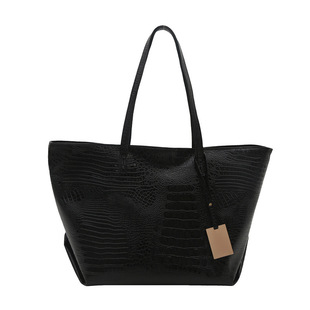 Large Capacity Bag Women's 2024 New High-end Sense Simple Fashion Crocodile Pattern Shoulder Bag Commuter Portable Tote Bag