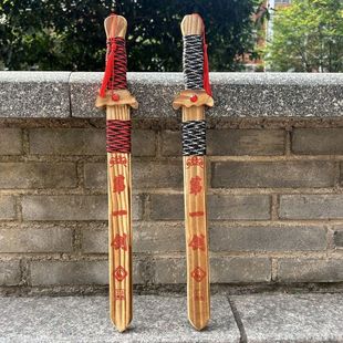 Factory Wholesale Kidsren's Stage Performance Props Wooden Toy Knife New Colorful Dragon Tiger Wooden Knife Crafts