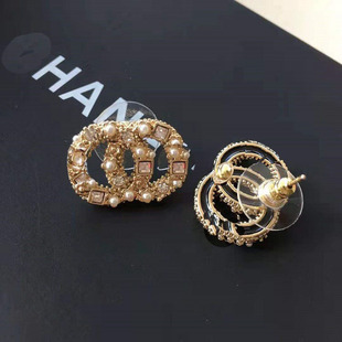 Xiaoxiang's New Sparkling Diamond Pearl Double C Simple and Versatile High-End Stylish