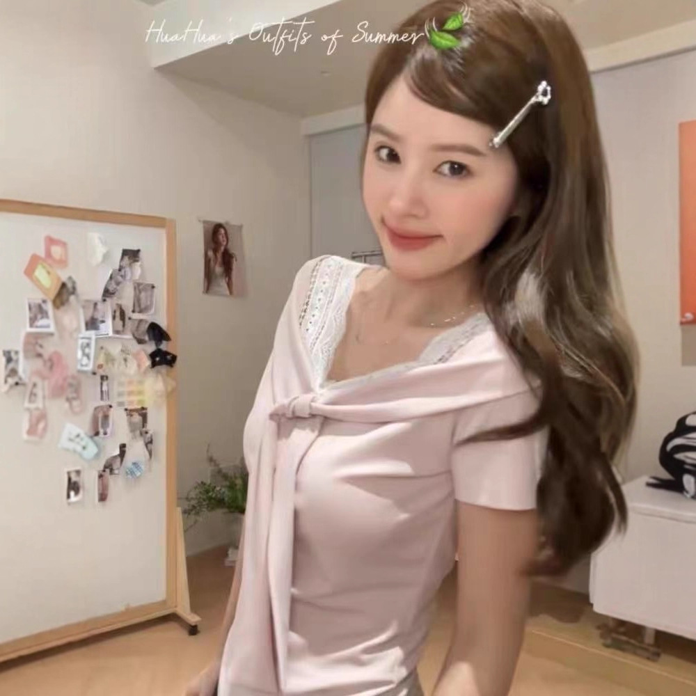 여름 슬리밍 시크 한국식 짧은 탑 여성용 가짜 투피스 레이스 스플라이싱 브이넥 숄더 반팔 티셔츠