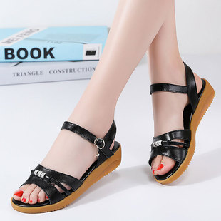 Sandals Women's Summer New Open Toe Outer Wear Casual All-match One-character Comfortable Flat Non-slip Sandals with Rhinestones for Mother