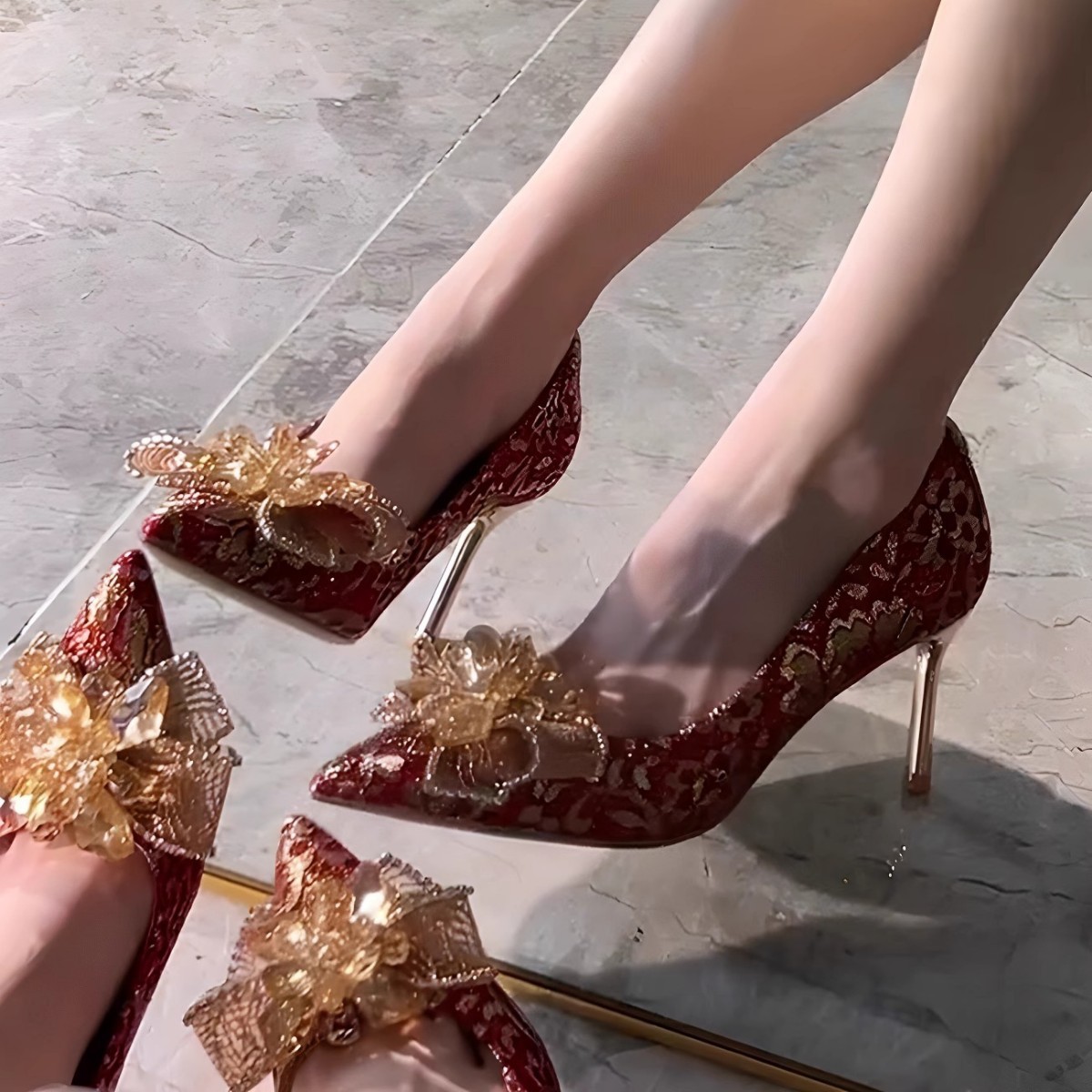 Red Chinese-Style Xiuhe Wedding Shoes with a High-End Feel, Rhinestone Bridal Shoes for Women, Engagement Wedding Dress, Toast Attire, Two-Wear Crystal Shoes