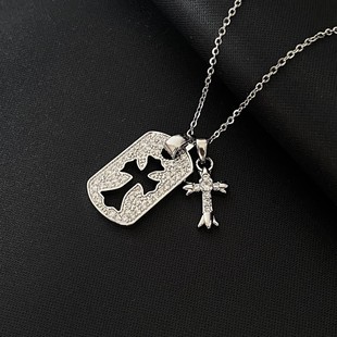 Cross-border Lock Four-leaf Clover Flower Necklace Women's Pendant Copper Plated High-grade Sense Cross Titanium Steel Clavicle Chain New