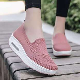 Casual Shoes Summer New 2023 Fashion Dance Shoes Soft Sole Comfortable Breathable All-match Mesh Slip-on Rocking Shoes